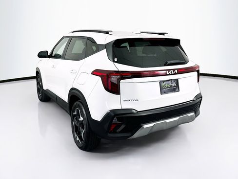 Used 2025 Kia Seltos S image 5