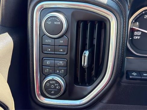 Used 2020 GMC Sierra 1500 AT4 w/ AT4 Premium Package AWD/4WD image 39