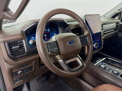 Used 2022 Ford Expedition King Ranch image 10