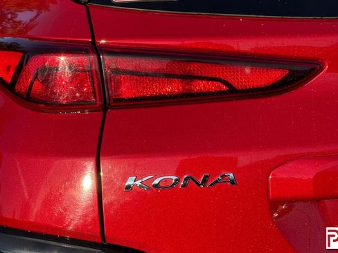 Used 2022 Hyundai Kona SEL image 33