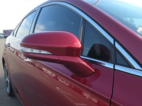 Used 2019 Ford Fusion Titanium AWD/4WD image 5