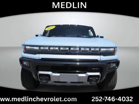 Used 2025 GMC Hummer EV 3X AWD/4WD image 3