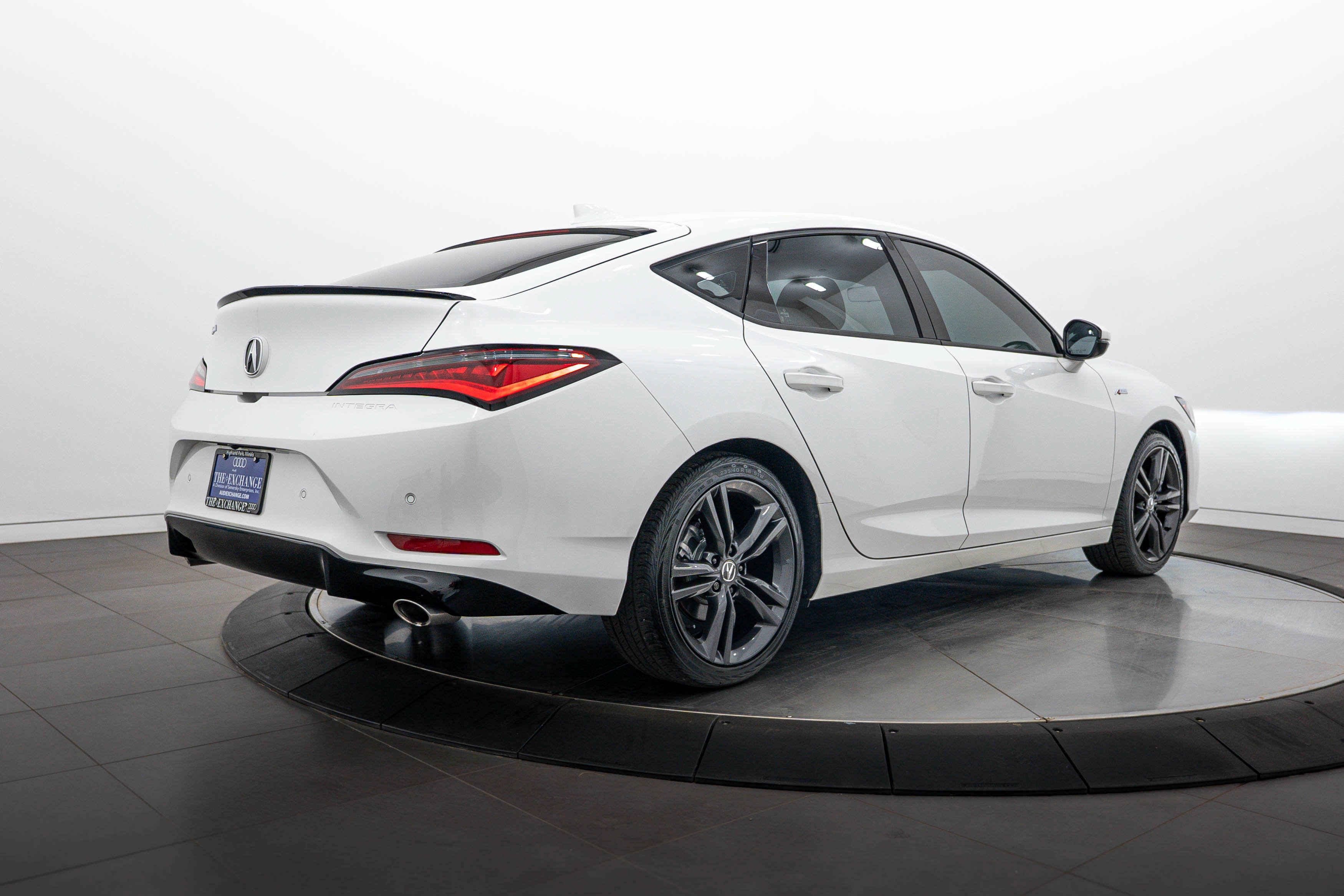 Used 2024 Acura Integra A-Spec w/ Technology Package FWD image 4