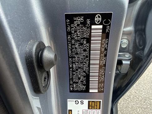 Used 2020 Toyota Corolla LE FWD image 29