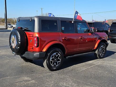 Used 2024 Ford Bronco Outer Banks image 7