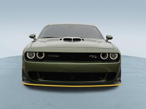 Used 2023 Dodge Challenger R/T Scat Pack RWD image 2