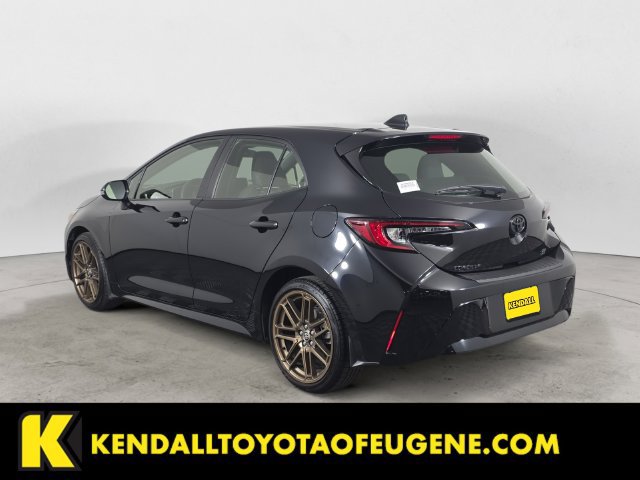 Certified 2025 Toyota Corolla Hatchback w/ SE Package FWD image 7
