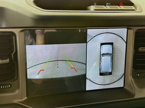 Used 2022 Ford Bronco Outer Banks image 15