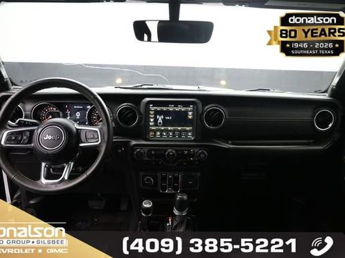 Used 2023 Jeep Gladiator Overland w/ Popular Equipment Package AWD/4WD image 12
