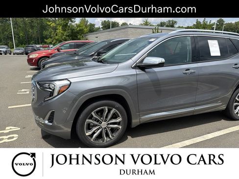 Used 2018 GMC Terrain Denali w/ Comfort Package FWD image 14