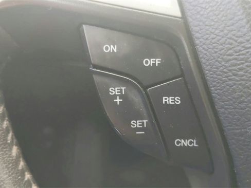 Used 2014 Ford Fusion SE w/ Equipment Group 202A image 22