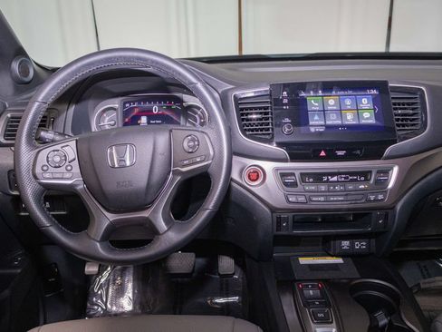 Used 2023 Honda Passport EX-L image 16
