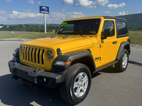 Used 2021 Jeep Wrangler Sport AWD/4WD image 8