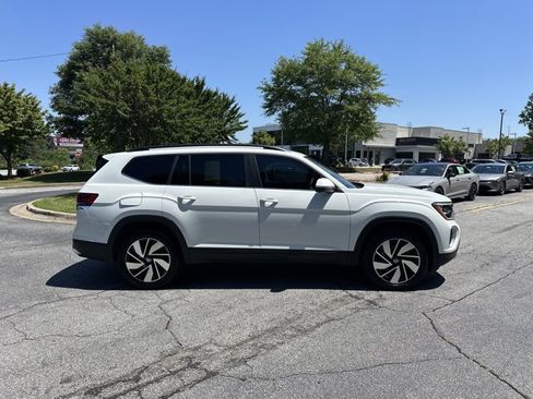 Used 2024 Volkswagen Atlas SE FWD image 5