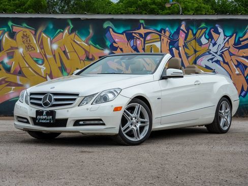 Used 2012 Mercedes-Benz E 350 Cabriolet image 2