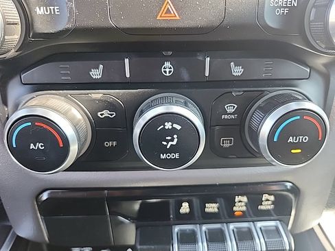 Certified 2019 RAM 1500 Big Horn AWD/4WD image 8