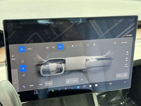 Used 2023 Tesla Model S image 16