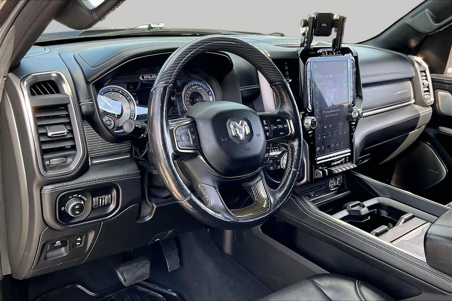 Used 2019 RAM 1500 Limited AWD/4WD image 17