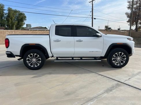 Used 2026 GMC Canyon Denali image 6