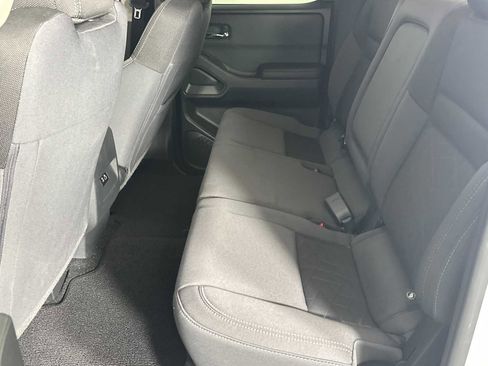 Used 2025 Nissan Frontier SV RWD image 27