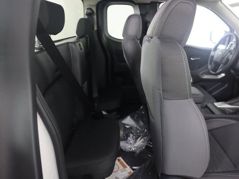 Certified 2024 Nissan Frontier SV w/ Technology Package image 28