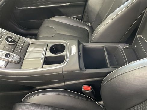 Used 2021 Hyundai Santa Fe Limited image 27