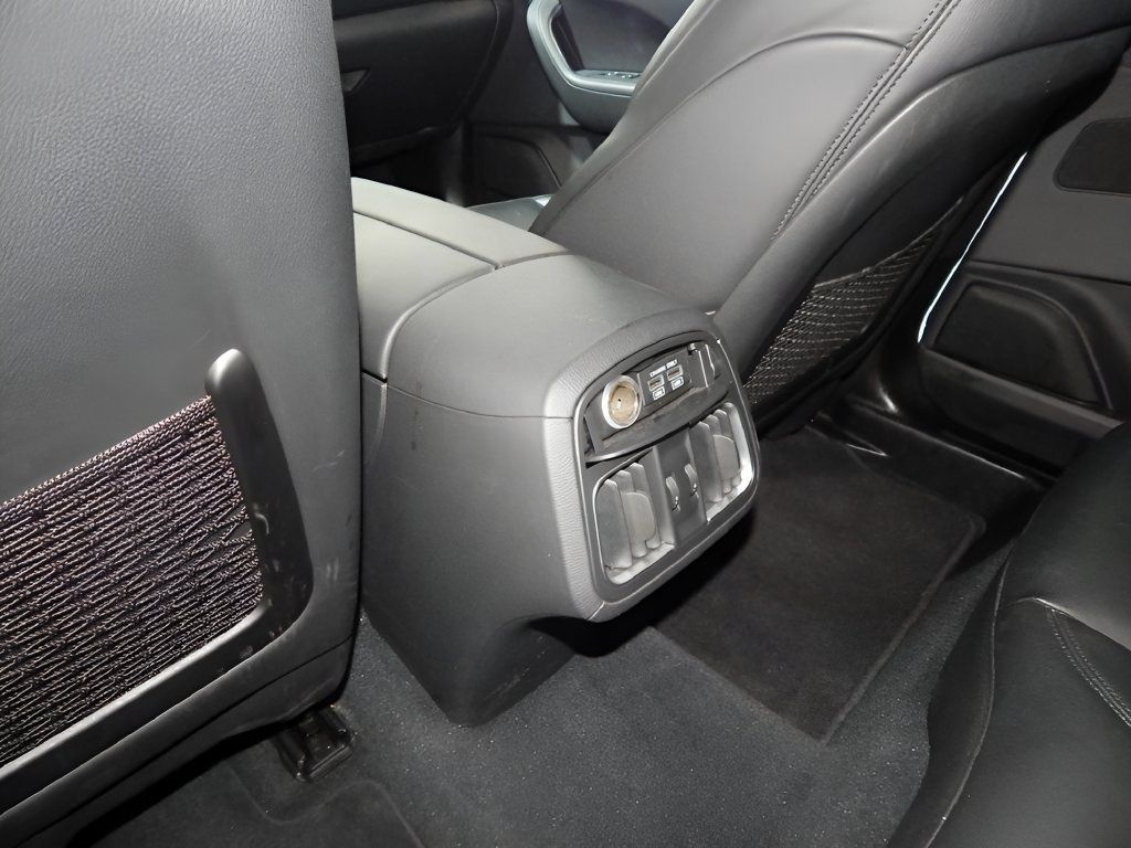 Used 2023 Maserati Levante Modena AWD/4WD image 30