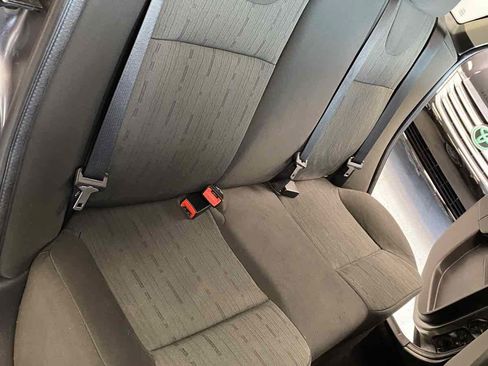 Used 2009 Ford Focus SE FWD image 20