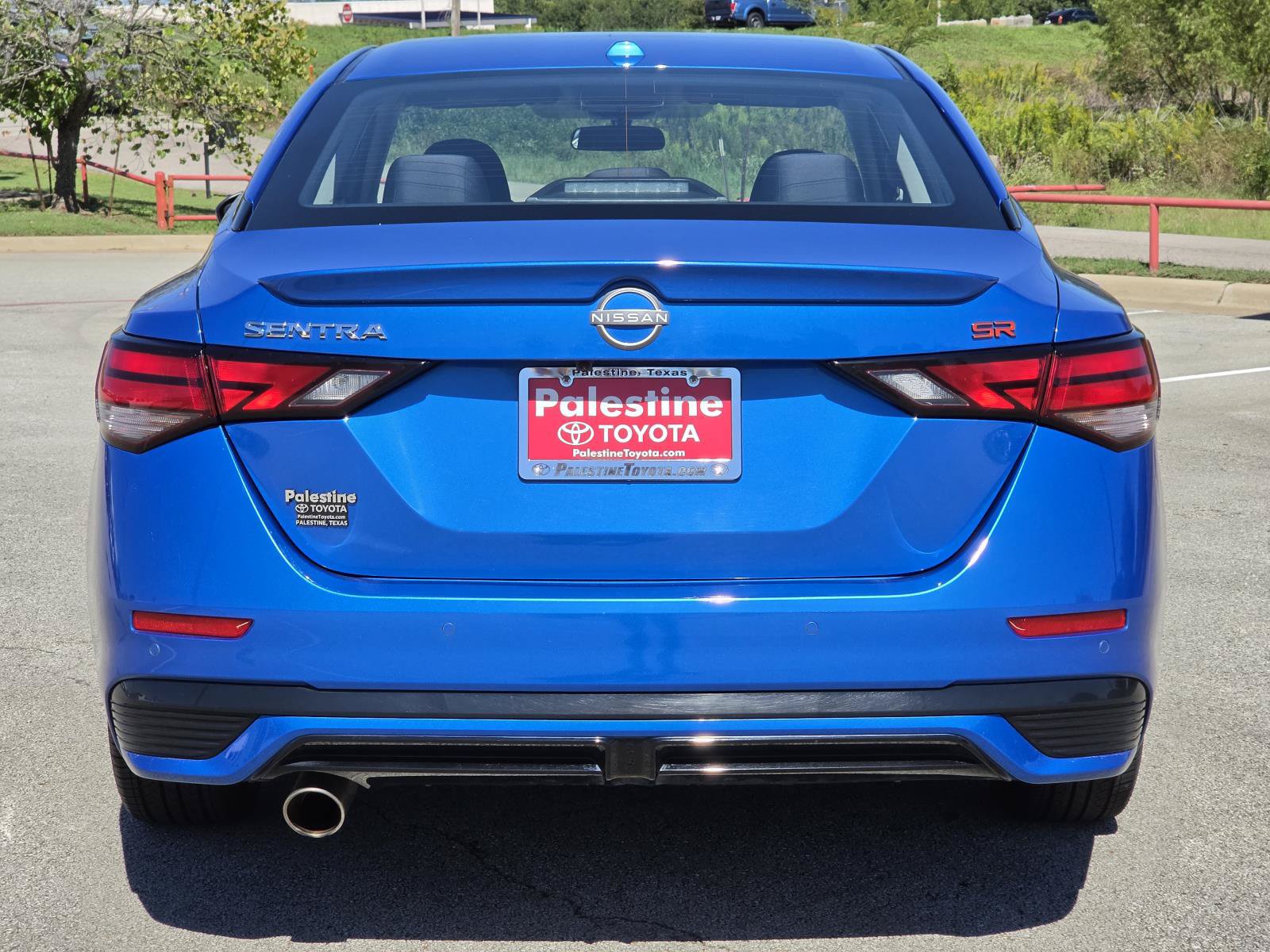 Used 2025 Nissan Sentra SR FWD image 5