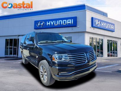 Used 2017 Lincoln Navigator Select