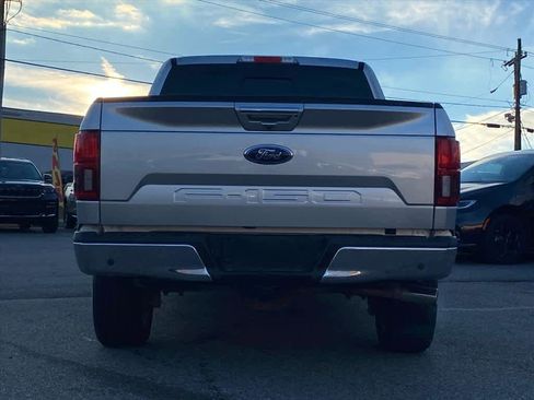 Used 2018 Ford F150 Lariat w/ Equipment Group 502A Luxury image 4