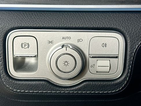 Certified 2024 Mercedes-Benz GLE 450 4MATIC image 10