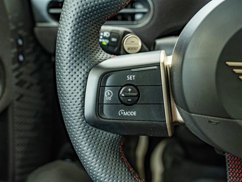 Used 2025 MINI Cooper S FWD image 20