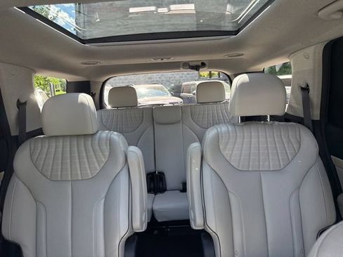 Used 2024 Hyundai Palisade Limited AWD/4WD image 23