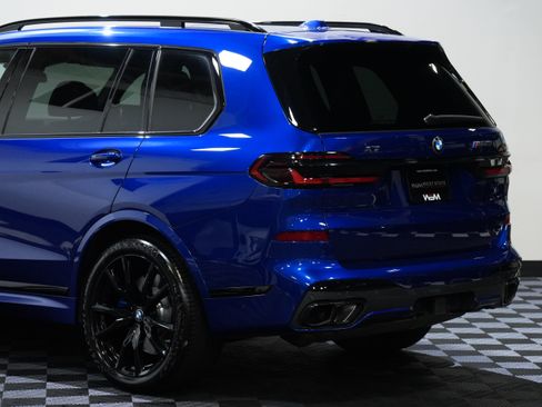 Used 2025 BMW X7 M60i AWD/4WD image 15