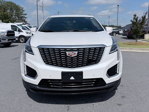 Used 2023 Cadillac XT5 Luxury FWD image 3