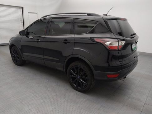 Used 2017 Ford Escape SE w/ Equipment Group 201A AWD/4WD image 3