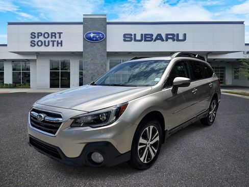 Used 2018 Subaru Outback 2.5i Limited AWD/4WD image 7