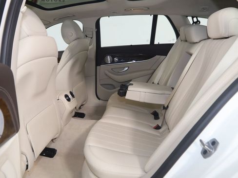 Used 2020 Mercedes-Benz E 450 4MATIC Wagon w/ Premium Package image 56