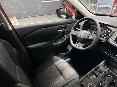 New 2026 Nissan Rogue SV w/ Cold Weather Package AWD/4WD image 9