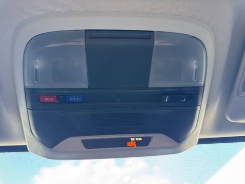 Used 2019 Subaru Crosstrek 2.0i Premium image 33