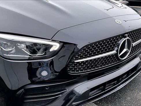 Used 2024 Mercedes-Benz C 300 4MATIC Sedan image 29