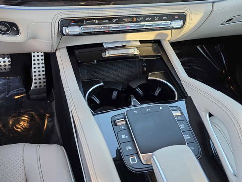 Certified 2025 Mercedes-Benz GLS 450 4MATIC image 20
