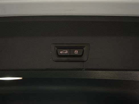 Used 2024 BMW X3 M40i w/ Premium Package image 33