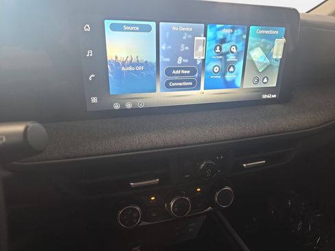 New 2027 Nissan Kicks S FWD image 19