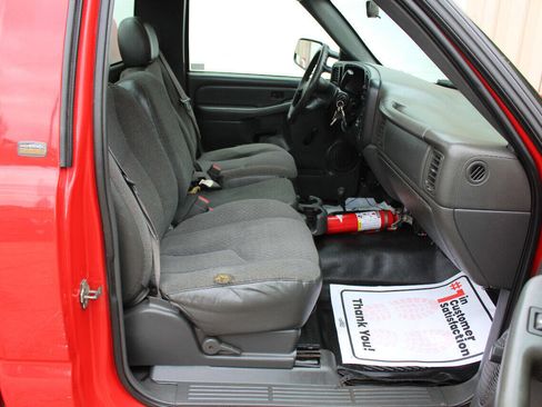 Used 2005 Chevrolet Silverado 3500 4x4 Regular Cab image 19