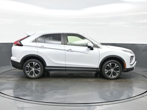 Used 2022 Mitsubishi Eclipse Cross SEL AWD/4WD image 7