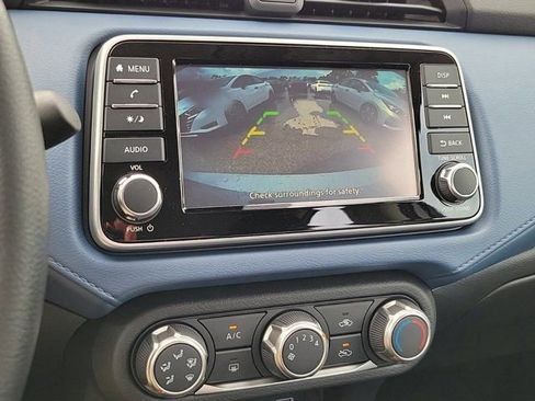 New 2025 Nissan Versa SV w/ Trunk Package image 9