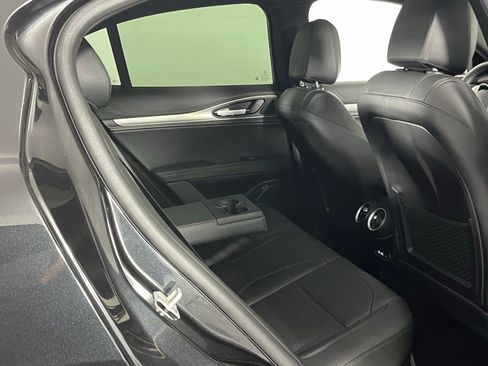 Used 2024 Alfa Romeo Stelvio Veloce image 30