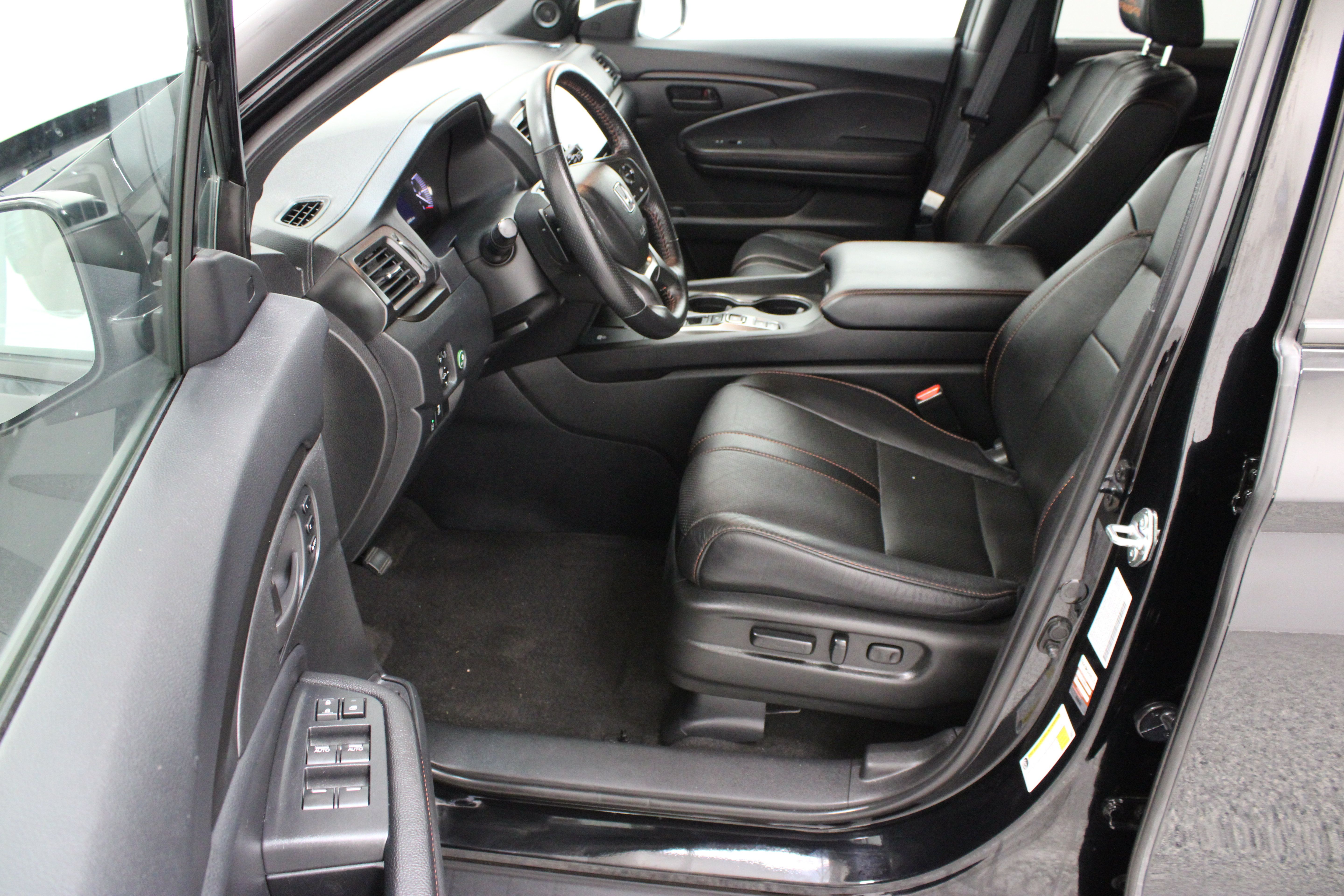 Used 2024 Honda Passport TrailSport image 14